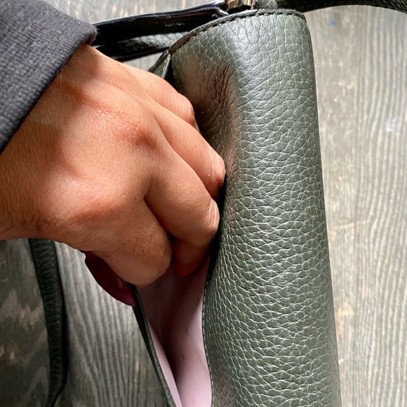 Kate Spade ♠️ cross body purse - Picture 3 of 10